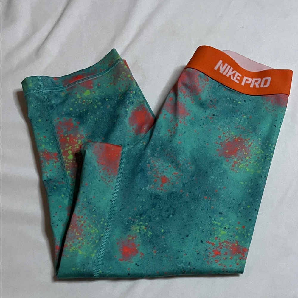 Nike Pro Capri Leggings